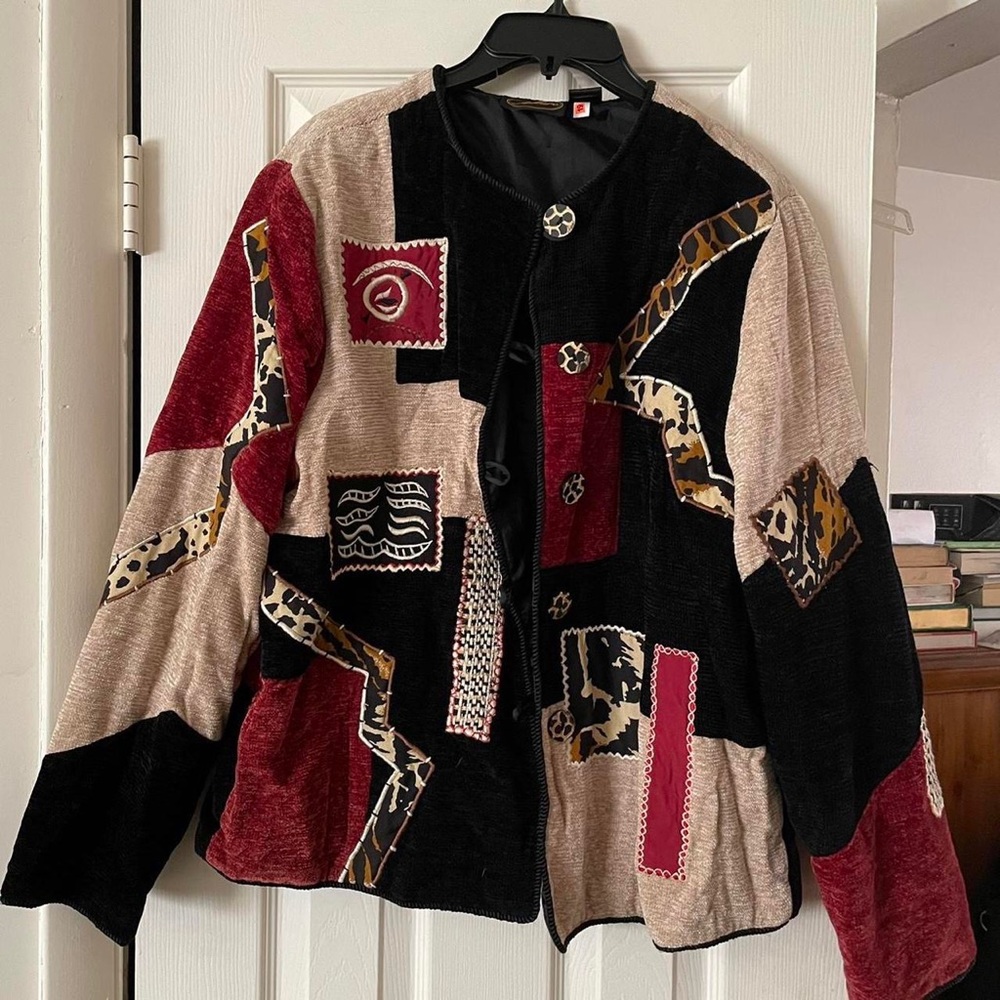 Vintage 90s Allure jacket. very unique! labeled a size large.